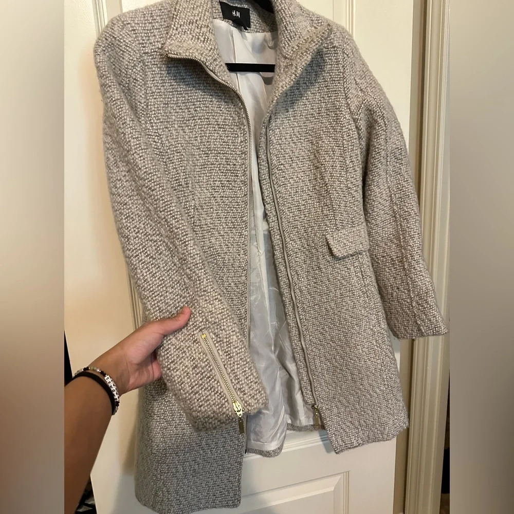 H&M light gray wool pea coat - Picture 2 of 9